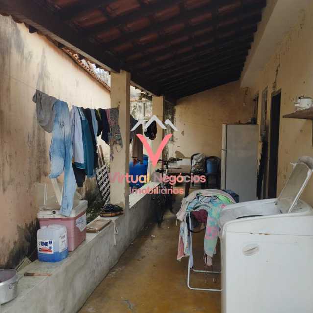 Casa à venda com 2 quartos, 60m² - Foto 15