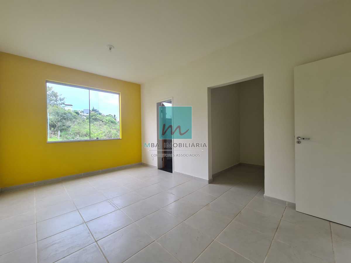 Casa de Condomínio à venda com 4 quartos, 250m² - Foto 4