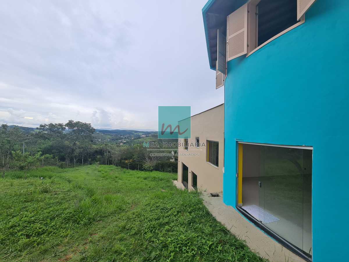 Casa de Condomínio à venda com 4 quartos, 250m² - Foto 17