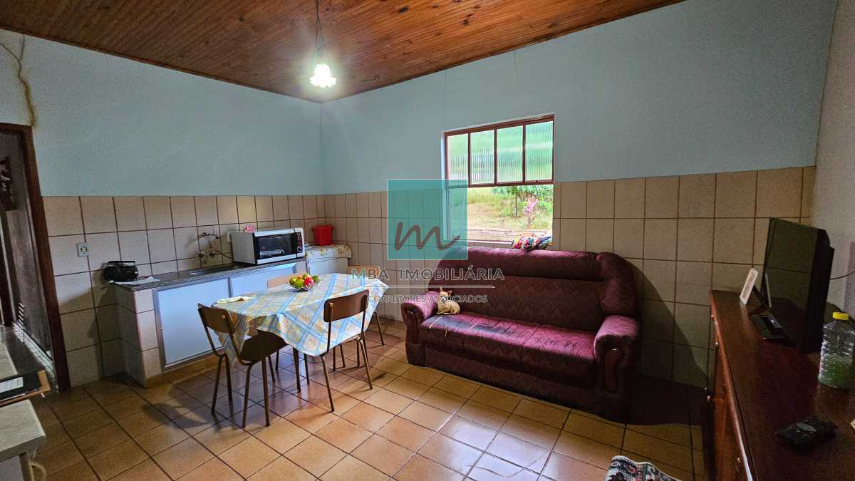 Sítio à venda com 4 quartos, 180m² - Foto 8