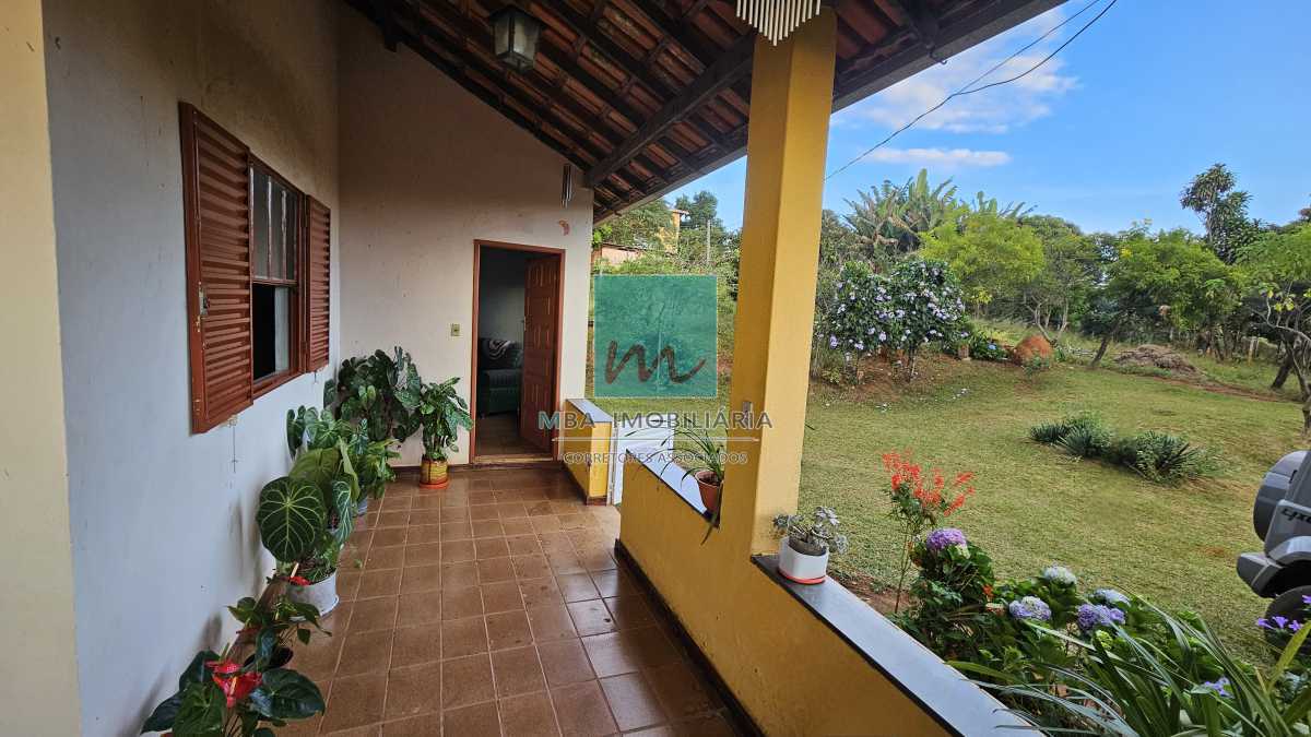 Sítio à venda com 4 quartos, 180m² - Foto 4