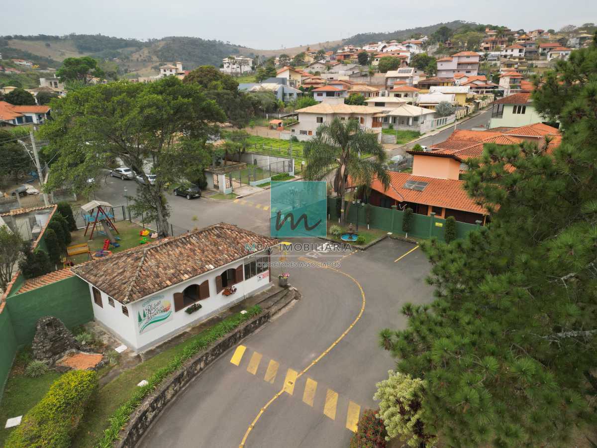 Casa de Condomínio à venda com 5 quartos, 380m² - Foto 24