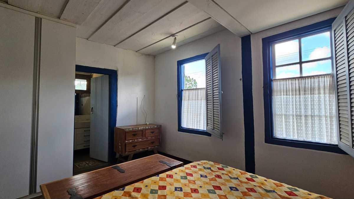 Casa à venda com 6 quartos, 140m² - Foto 18