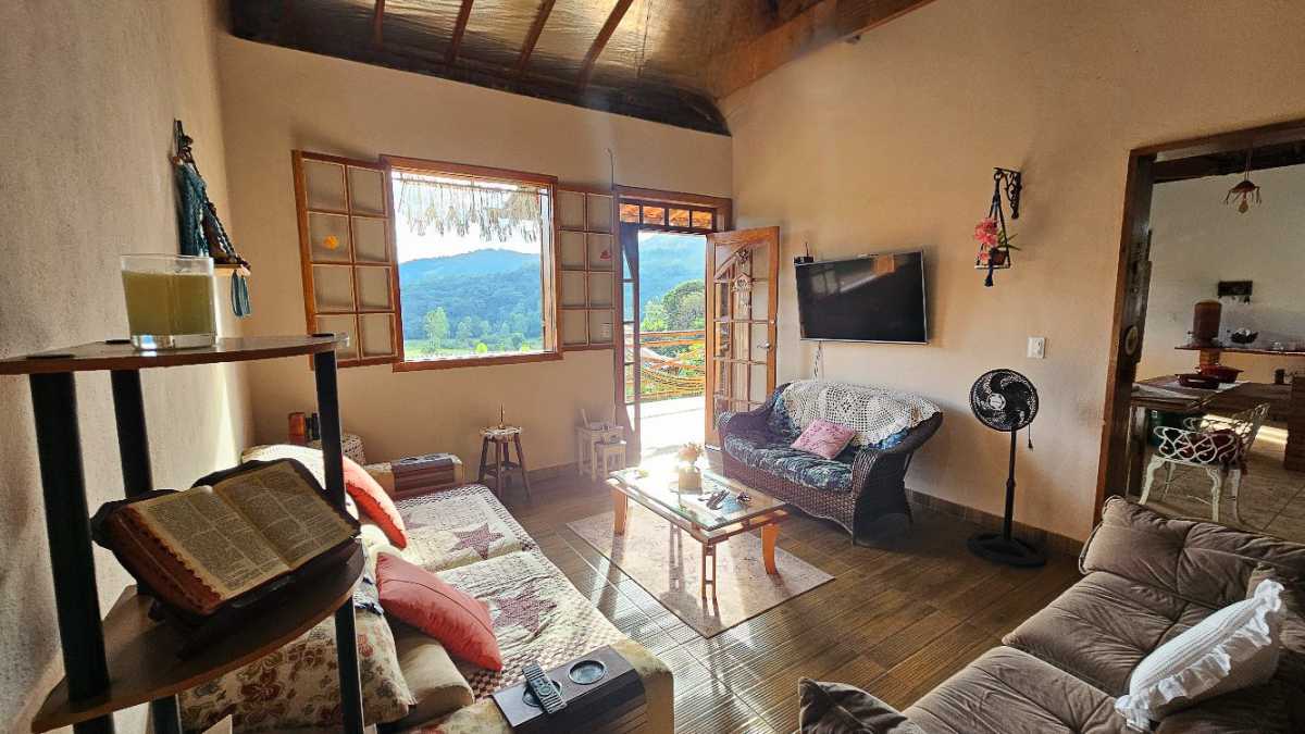 Casa à venda com 6 quartos, 290m² - Foto 14