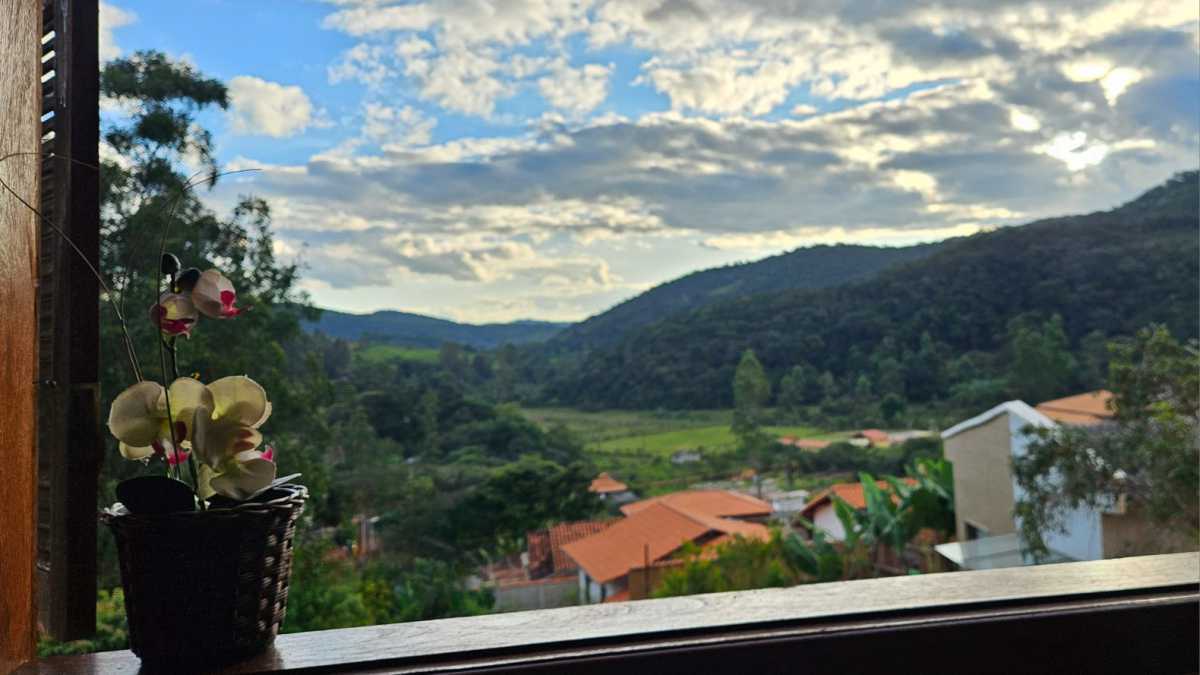 Casa à venda com 6 quartos, 290m² - Foto 22