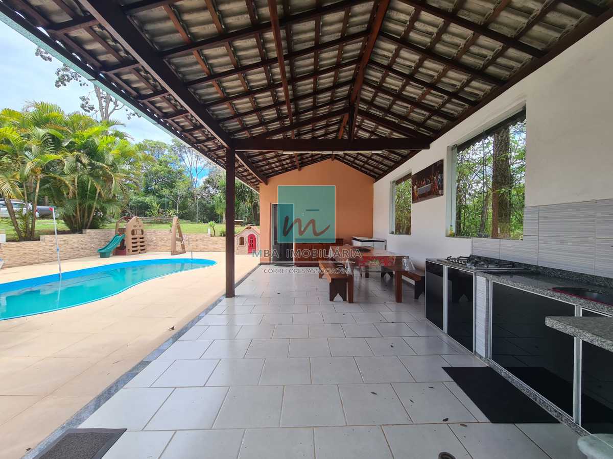 Casa de Condomínio à venda e aluguel com 4 quartos, 250m² - Foto 21