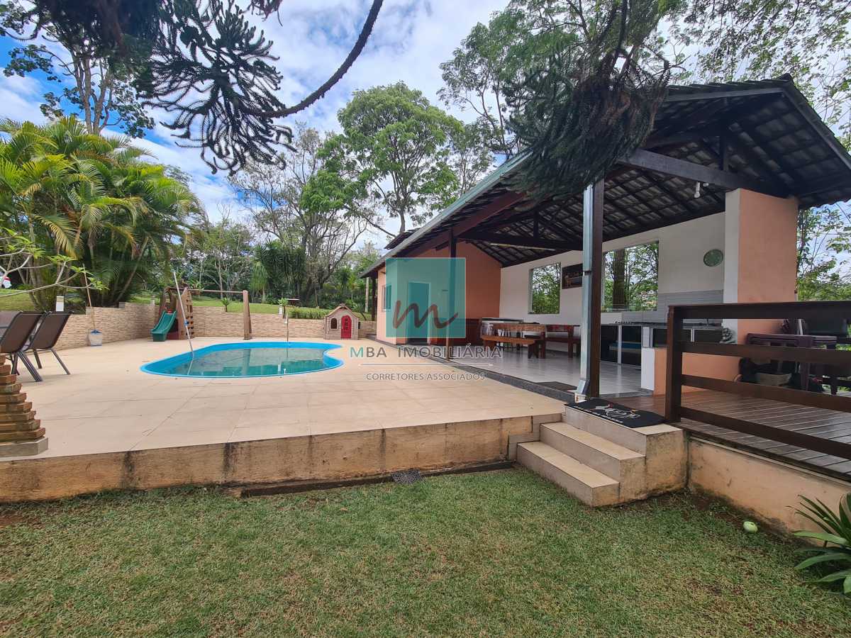 Casa de Condomínio à venda e aluguel com 4 quartos, 250m² - Foto 20