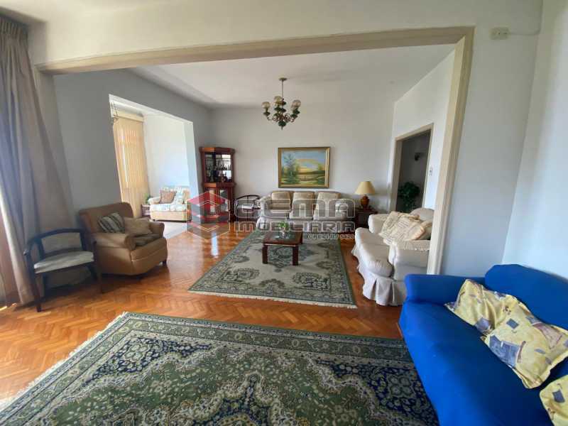 Apartamento, 3 quartos, 230 m² - Foto 3