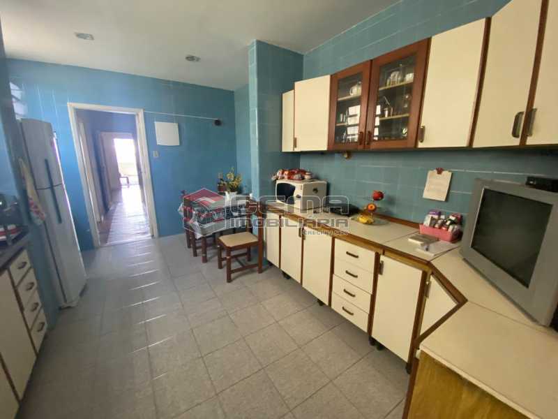 Apartamento, 3 quartos, 230 m² - Foto 26