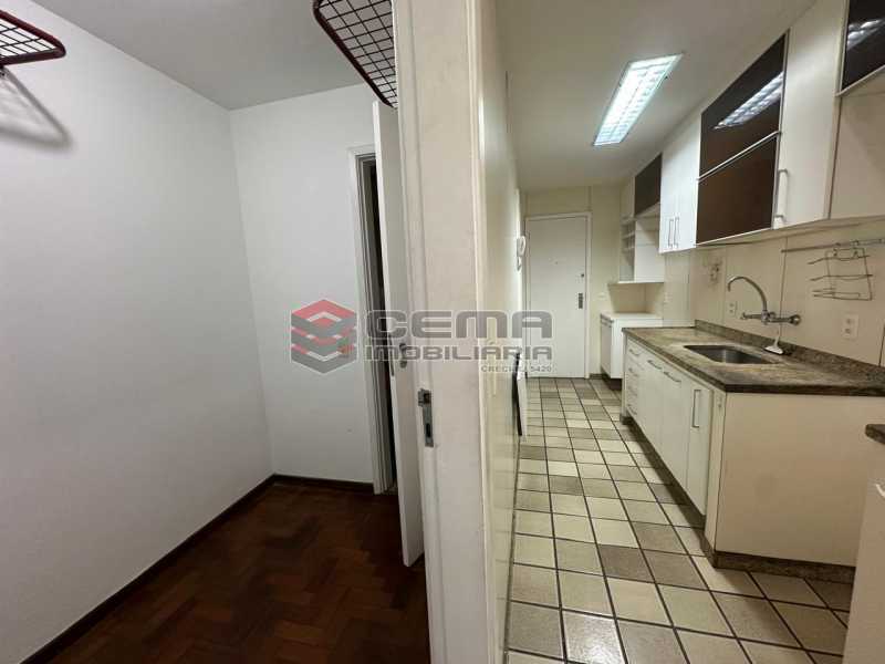 Apartamento para alugar com 2 quartos, 79m² - Foto 23