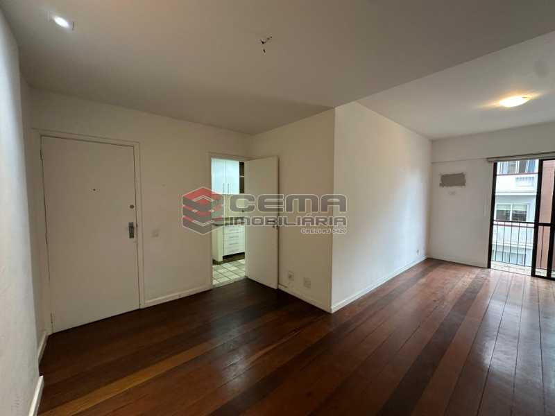 Apartamento para alugar com 2 quartos, 79m² - Foto 2