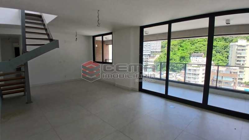 Cobertura, 3 quartos, 243 m² - Foto 3