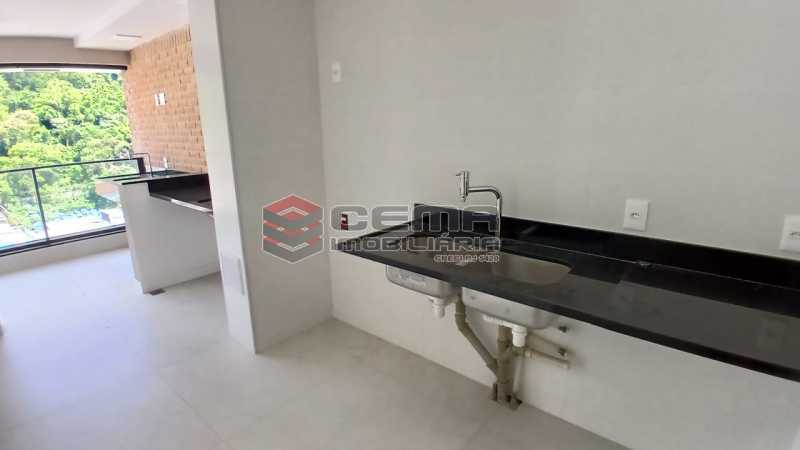 Cobertura, 3 quartos, 243 m² - Foto 4