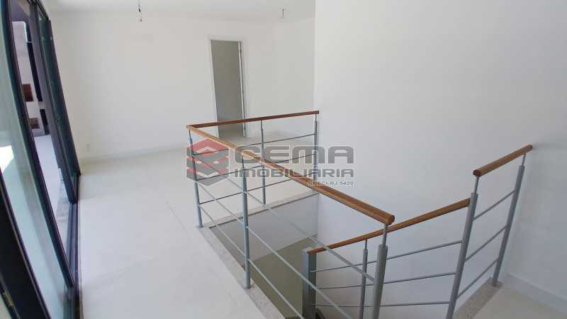 Cobertura, 3 quartos, 243 m² - Foto 11