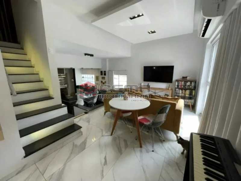 Apartamento, 3 quartos, 100 m² - Foto 1