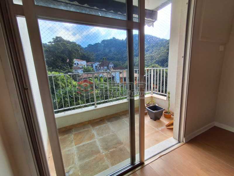 Foto do imóvel - Apartamento para alugar com 3 quartos, 107 m² em Cosme Velho, Rio de Janeiro
