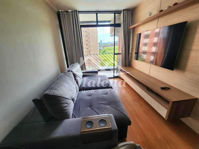 Apartamento à venda com 3 quartos, 76m² - Foto 1