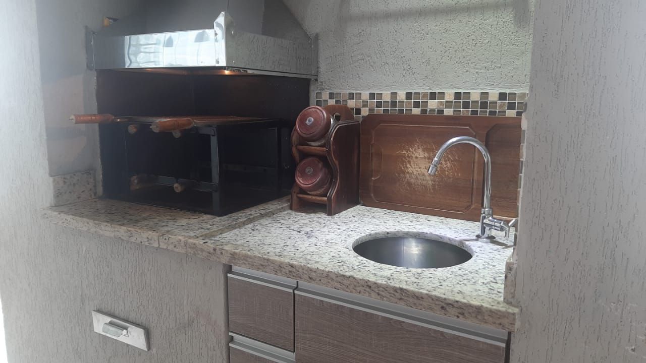 Apartamento à venda com 3 quartos, 198m² - Foto 4