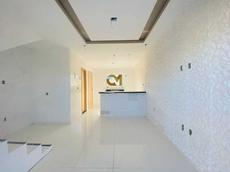 Casa à venda com 2 quartos, 66m² - Foto 2