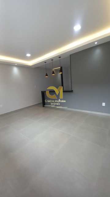 Casa à venda com 2 quartos, 102m² - Foto 2