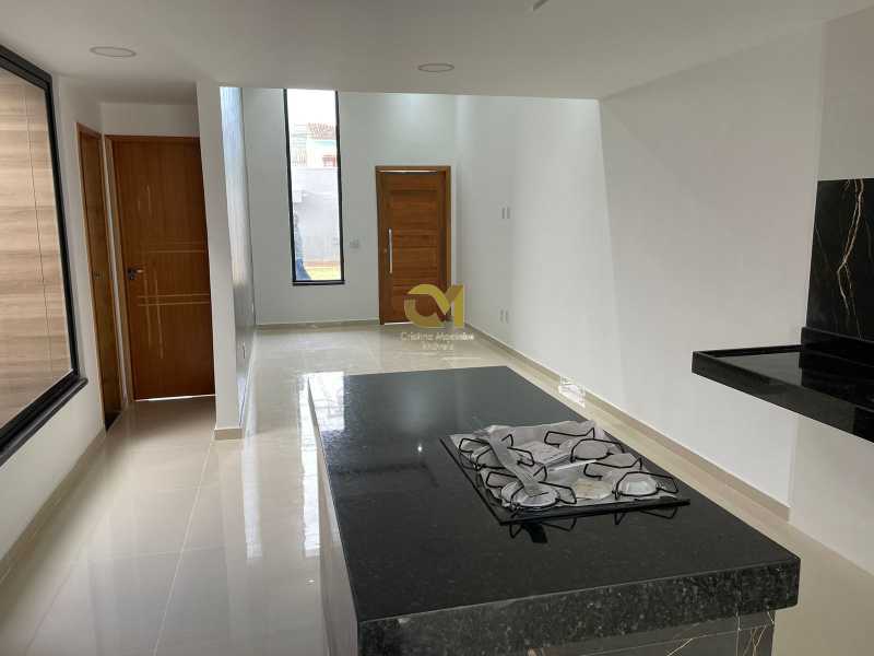 Casa à venda com 2 quartos, 86m² - Foto 3