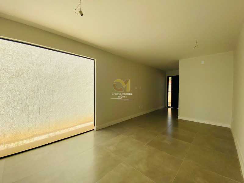 Casa à venda com 3 quartos, 110m² - Foto 10