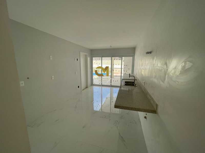 Casa à venda com 4 quartos, 177m² - Foto 18