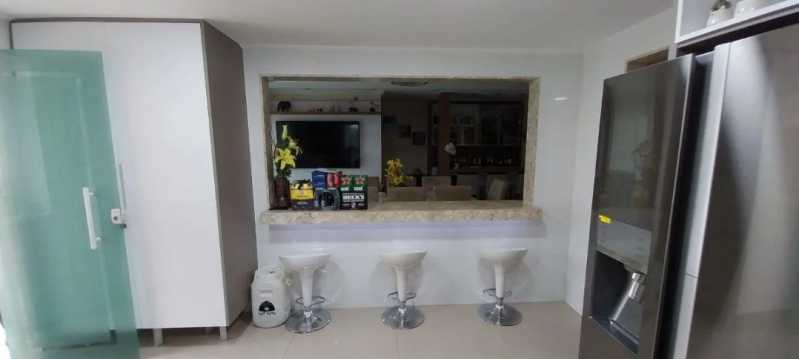 Casa, 4 quartos, 258 m² - Foto 3