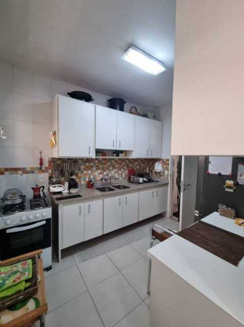 Apartamento à venda com 2 quartos, 100m² - Foto 10