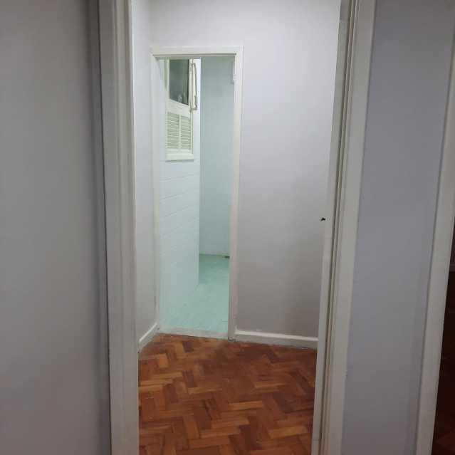 Apartamento à venda com 3 quartos, 67m² - Foto 4