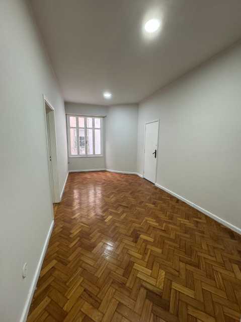 Apartamento à venda com 3 quartos, 67m² - Foto 9