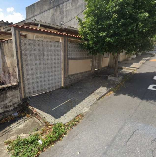 Casa à venda com 2 quartos, 120m² - Foto 1