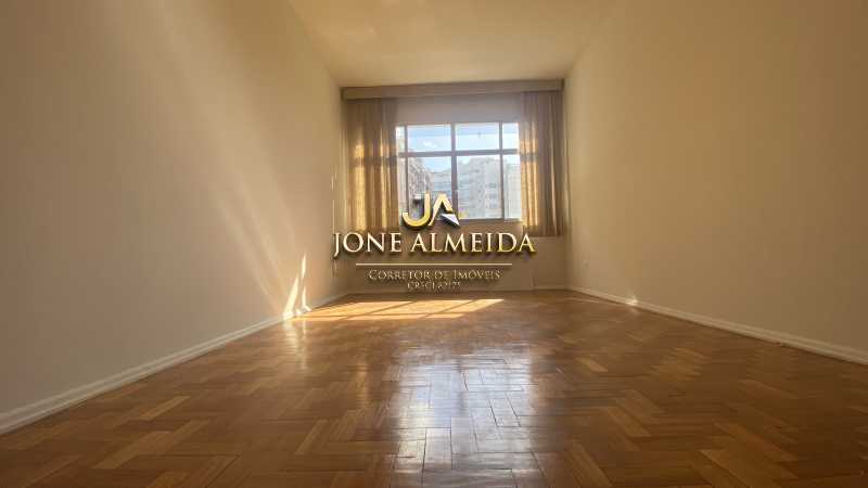 Apartamento à venda com 2 quartos, 67m² - Foto 5