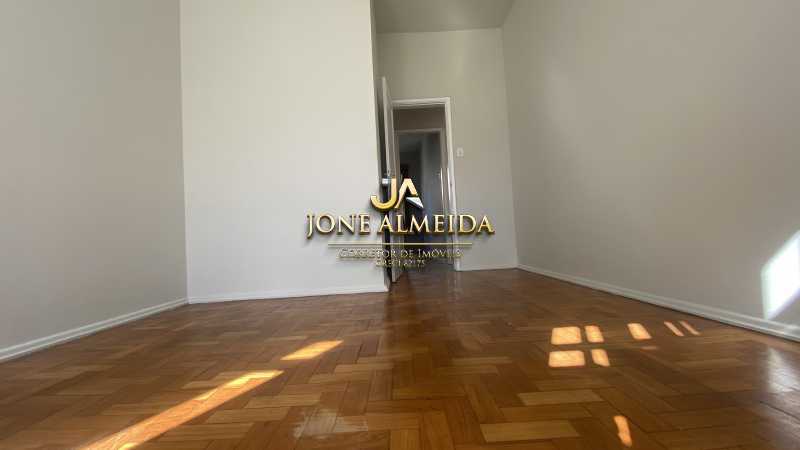 Apartamento à venda com 2 quartos, 67m² - Foto 8