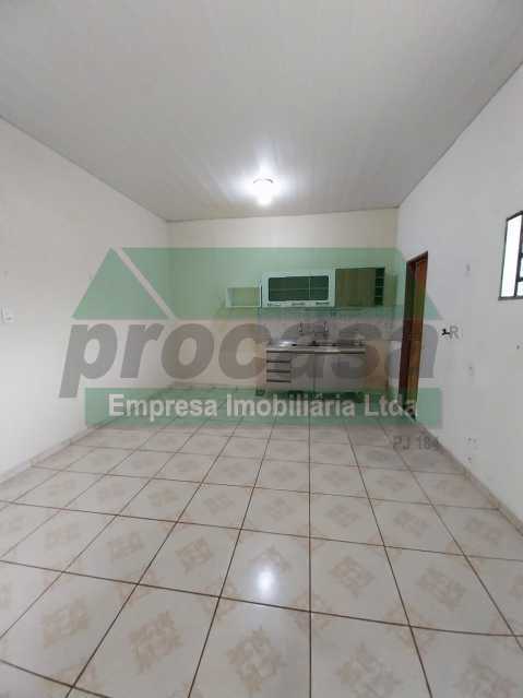 Casa à venda com 2 quartos, 300m² - Foto 7