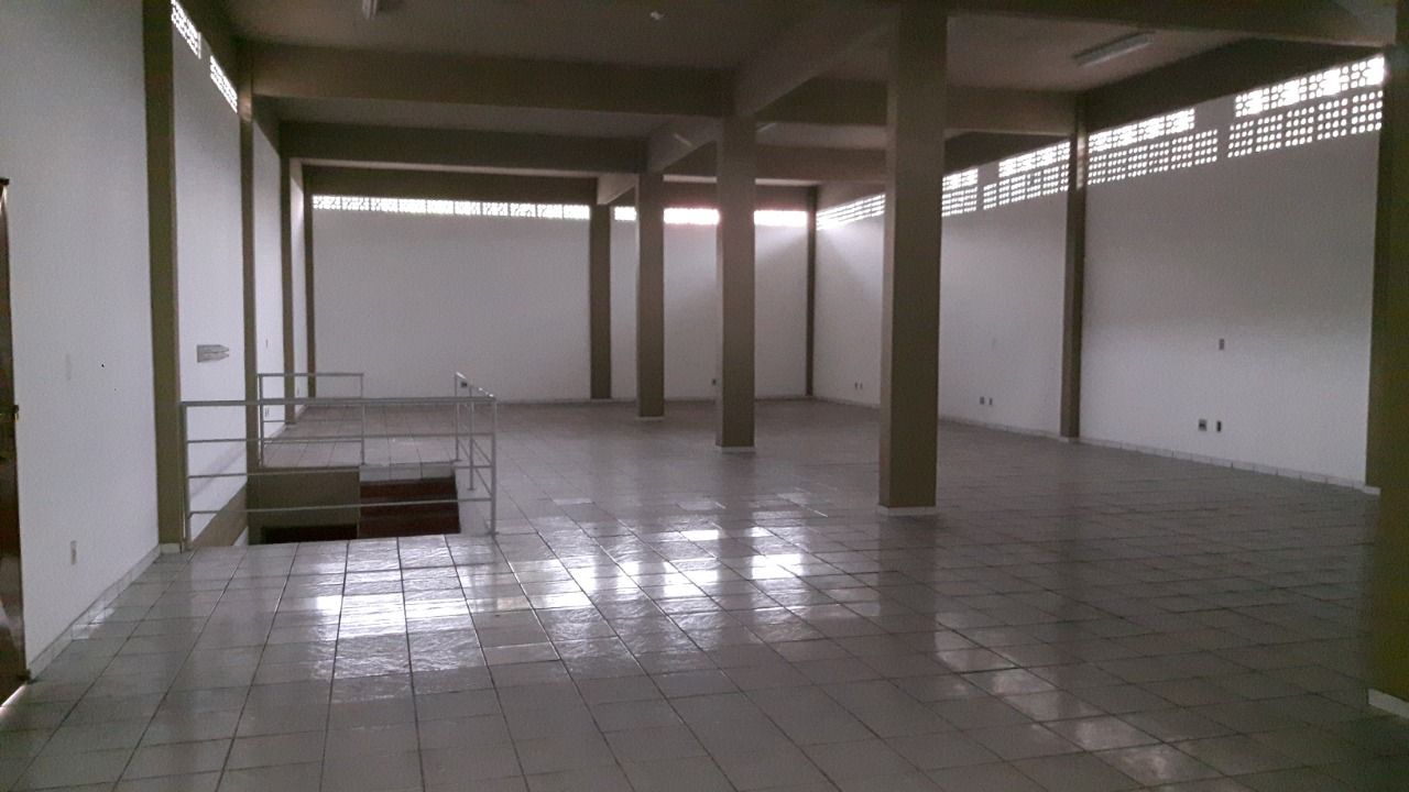 Prédio, 1950 m² - venda por RS 5.000.000,00 ou aluguel por RS 40.000,00-mês - Cachoeirinha - Manaus-