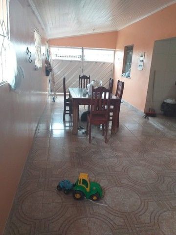 Linda casa com 5 quartos à venda, 300 m² por RS 1.200.000 - Parque 10 de Novembro - Manaus-AM
