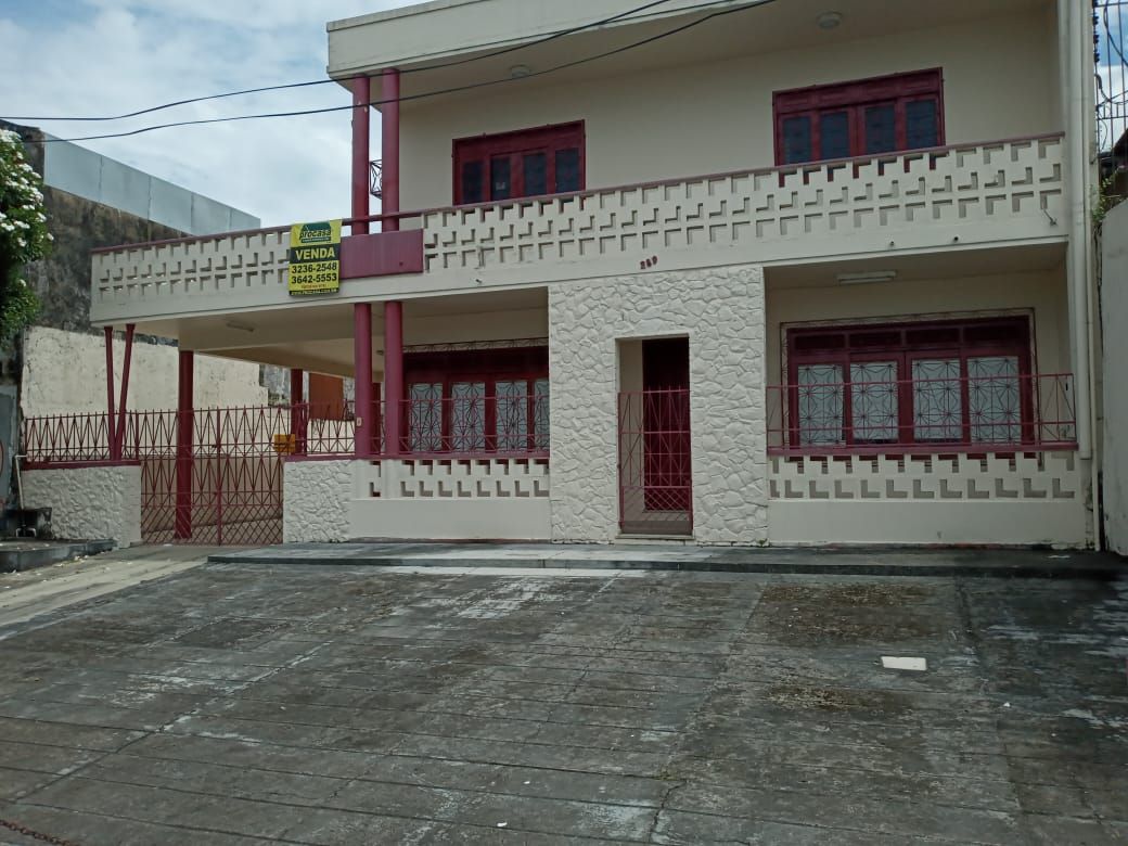 Casa com 6 dormitórios à venda, 260 m² por RS 780.000,00 - Cachoeirinha - Manaus-AM