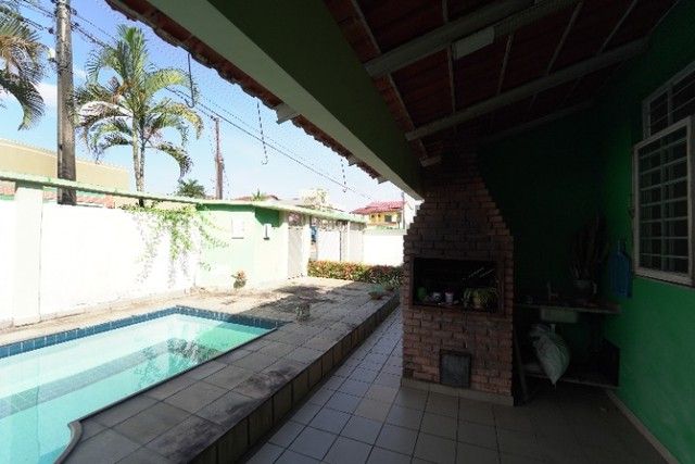 Casa com 4 dormitórios à venda, 500 m² por RS 1.300.000,00 - Ponta Negra - Manaus-AM
