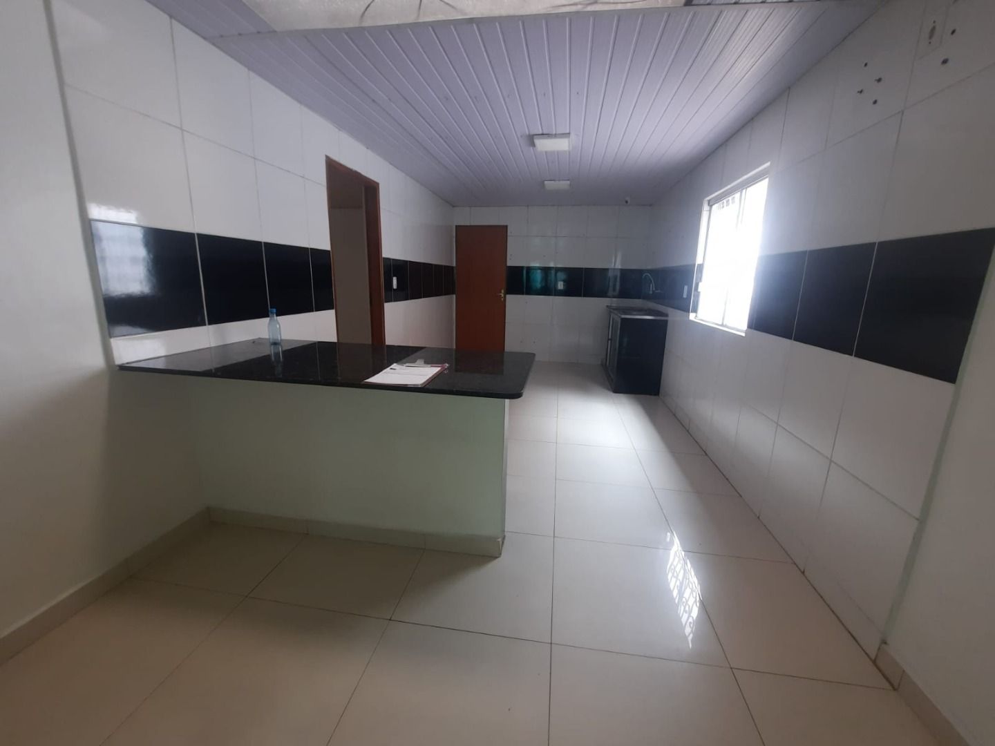 Casa para alugar com 3 quartos, 180m² - Foto 12