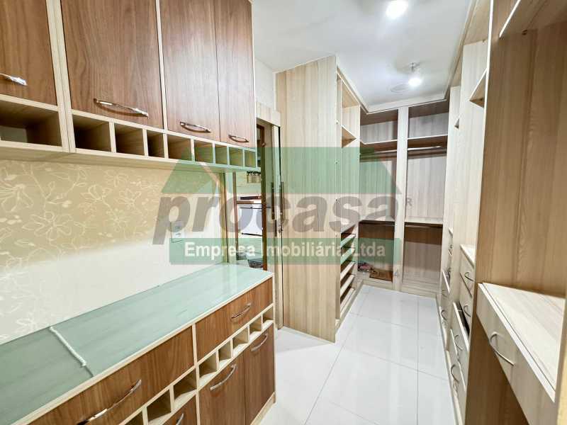 Casa à venda com 4 quartos, 700m² - Foto 12