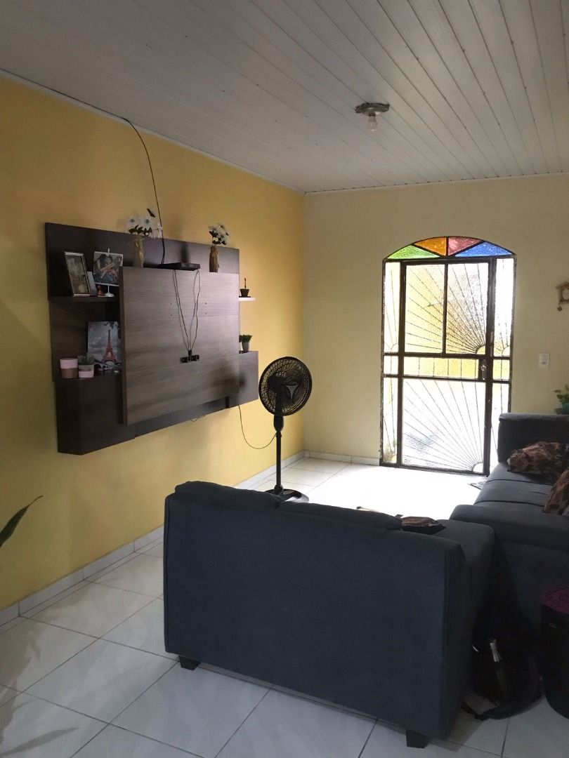 Casa com 2 dormitórios à venda, 150 m² por RS 230.000 - Flores - Manaus-AM
