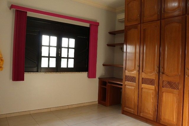 Casa com 3 dormitórios à venda, 300 m² por RS 650.000 - Petrópolis - Manaus-AM