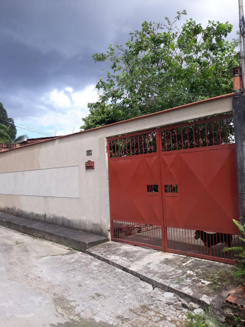 Casa com 2 dormitórios à venda, 250 m² por RS 270.000 - Flores - Manaus-AM