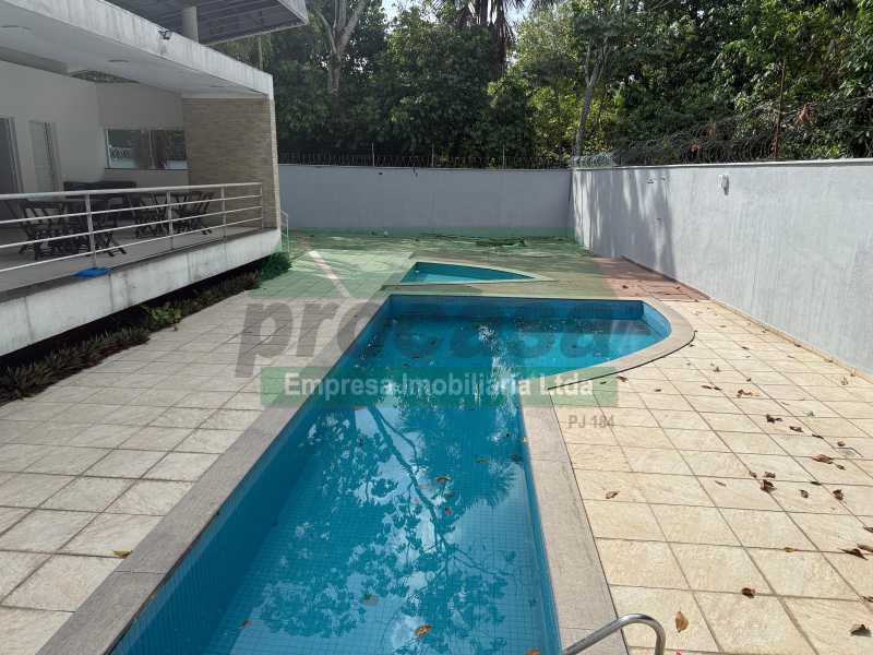 Apartamento para alugar com 2 quartos, 70m² - Foto 4