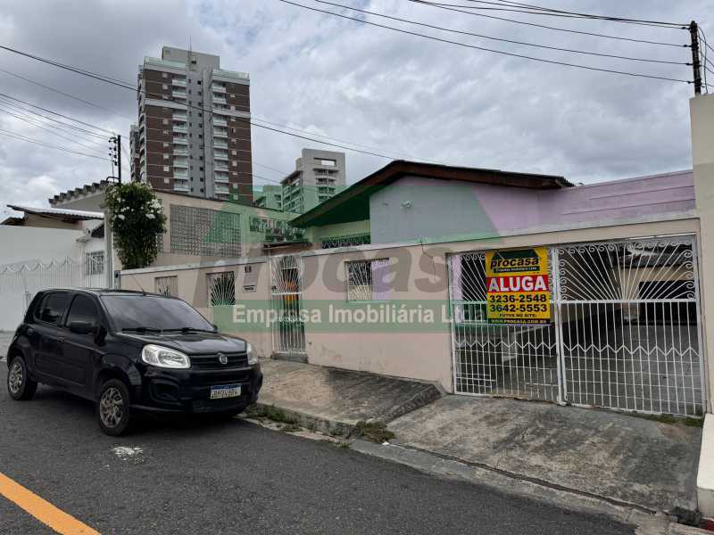 Casa para alugar com 3 quartos, 300m² - Foto 2