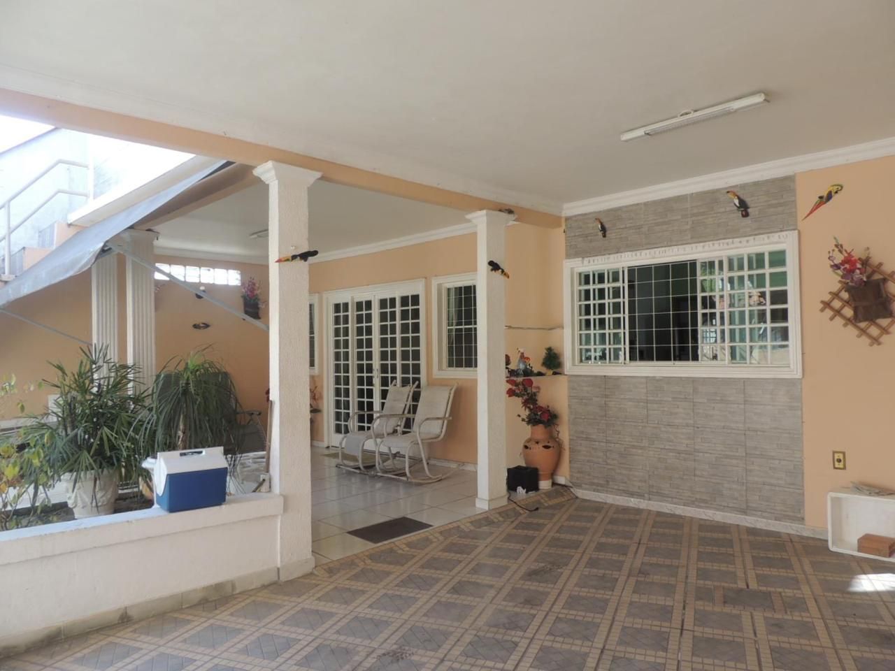 Casa com 5 dormitórios à venda, 300 m² por RS 650.000,00 - Flores - Manaus-AM