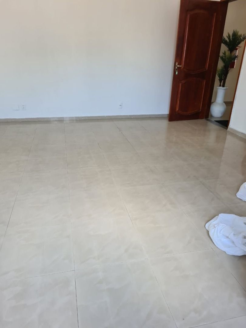 Sala para alugar, 32 m² por RS 1.350,00-mês - Vieiralves - Manaus-AM
