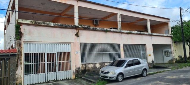 Casa com 5 dormitórios à venda, 600 m² por RS 600.000 - Parque 10 de Novembro - Manaus-AM
