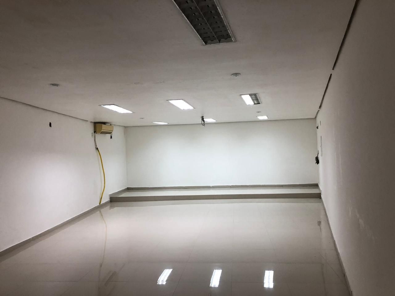 Sala para alugar, 80 m² por RS 2.500-mês - Centro - Manaus-AM